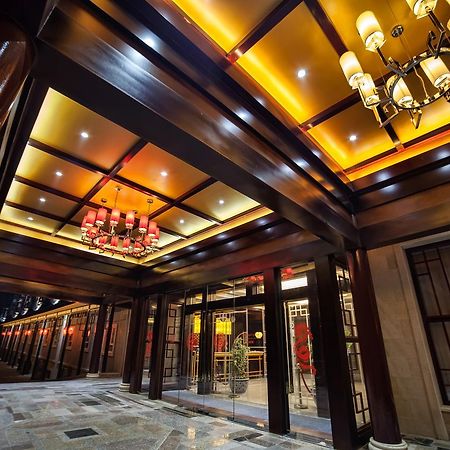 Hotel Shanghai City Osh Exterior foto
