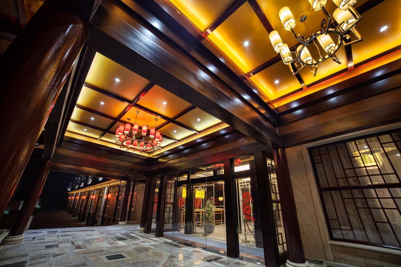 Hotel Shanghai City Osh Exterior foto