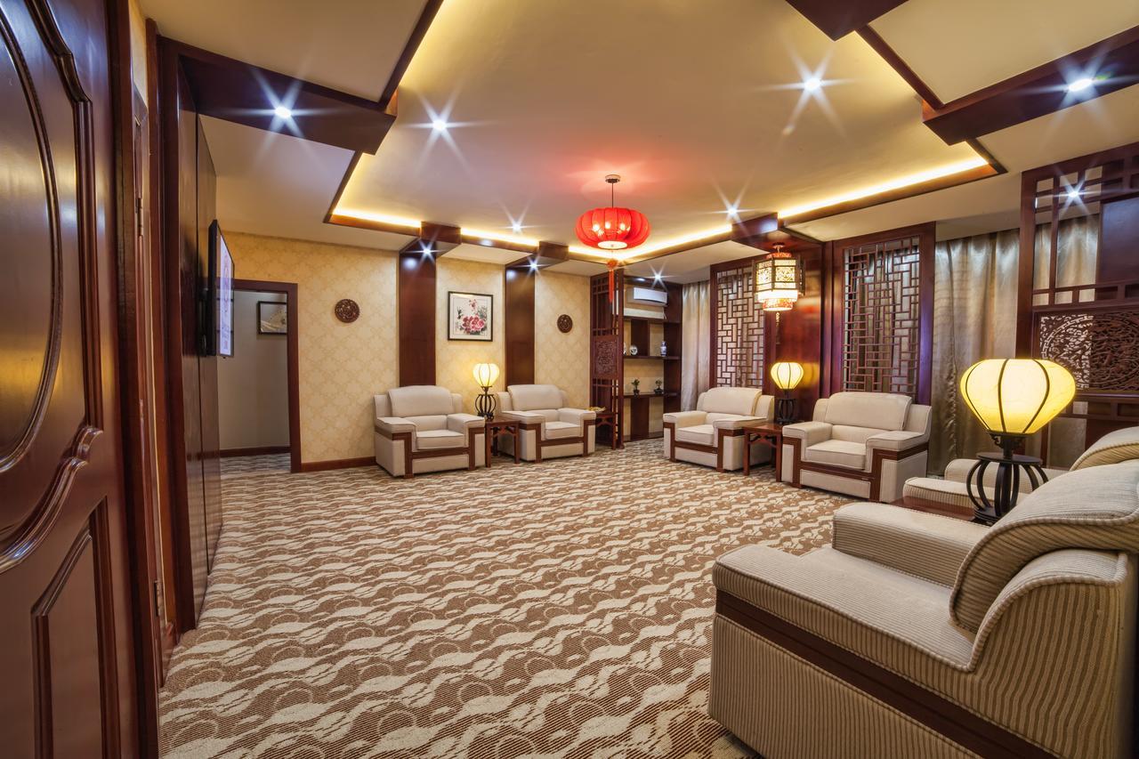 Hotel Shanghai City Osh Exterior foto